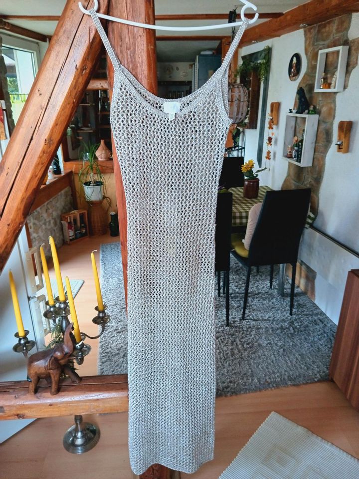 Damen  Netz-/Häkelkleid mit Silber-Glitzer Effekt/ slim Line in Wegeleben