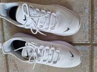 Sneakers weiß Gr. 36 von NIKE AIR MAX -- neuwertig Sachsen - Riesa Vorschau