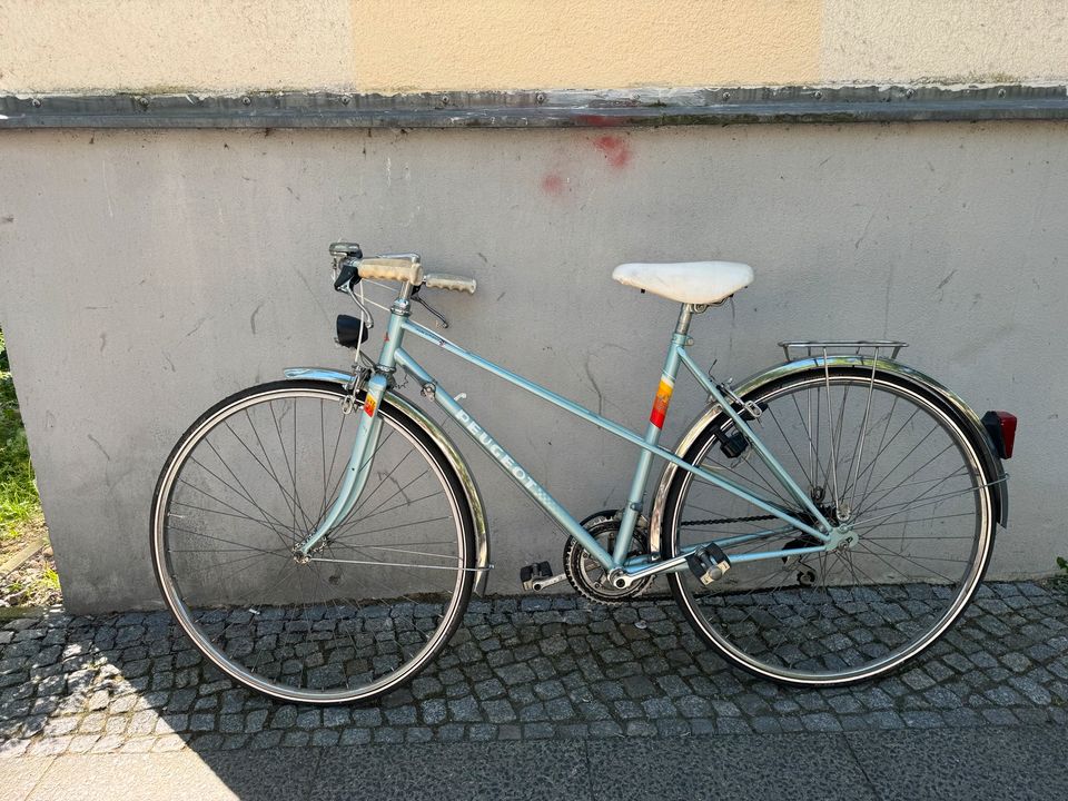 Peugeot Damen Fahrrad in Berlin