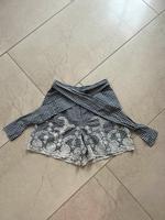 Neuwertig! Zara Basic Shorts - blau/weiß Bayern - Geisenfeld Vorschau