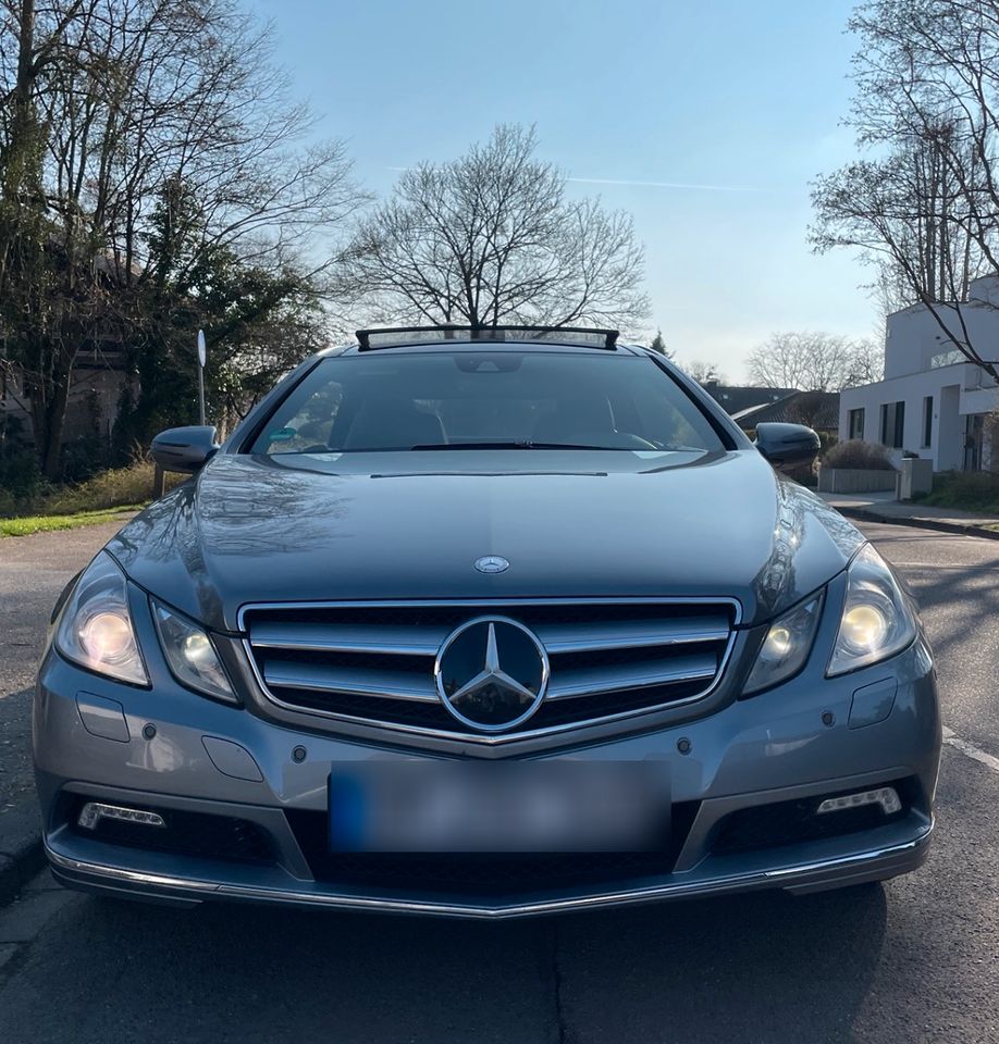 Mercedes Benz E350 CGI BlueEFFICIENCE mit Vollausstattung  Top!!! in Neckarsteinach