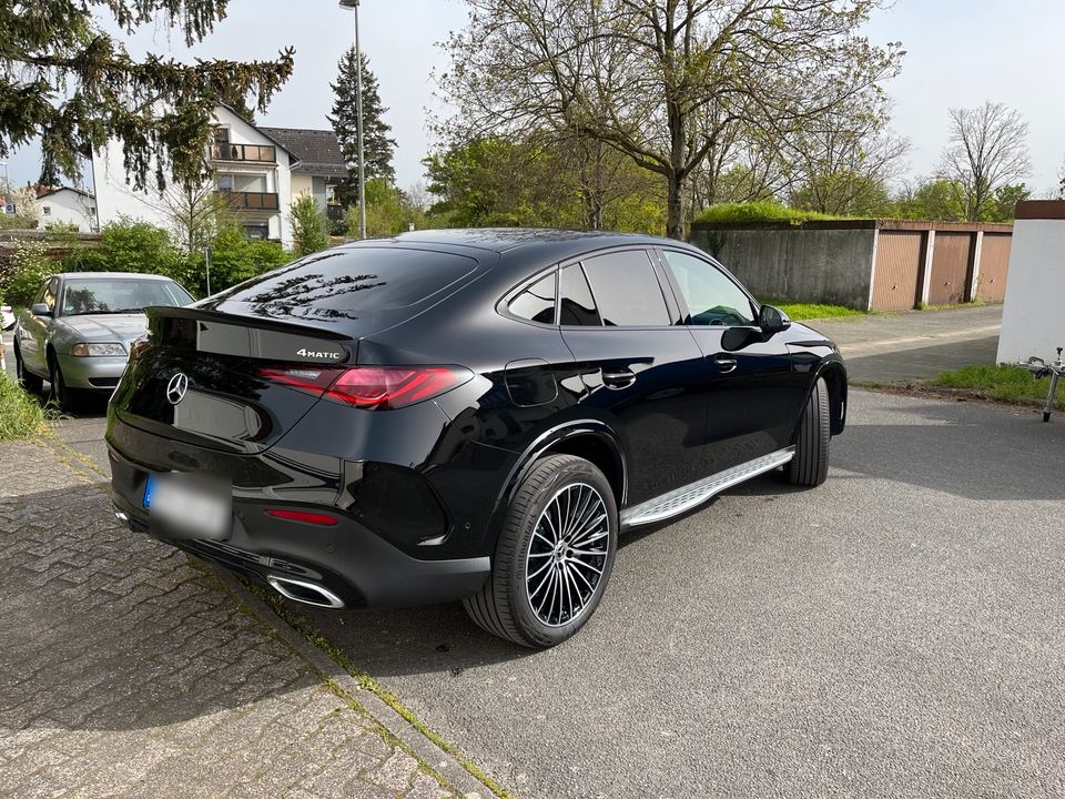 Mercedes GLC300e 4Matic Coupe mit AMG PREMIUM LINE in Flörsheim am Main