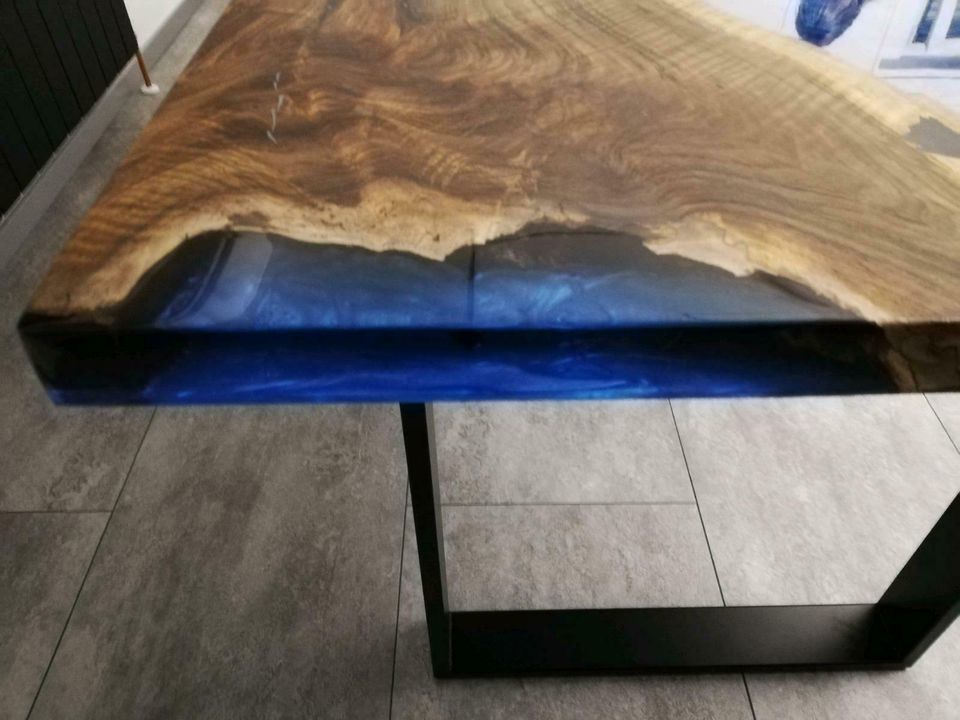 Eiche Epoxy Rivertable Esstisch Holztisch Massivholz in Altenburg