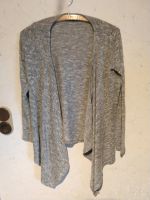 Cardigan grau Größe 146/152 Hessen - Biedenkopf Vorschau