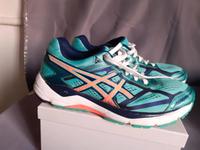Sneaker Asics Gr. 41,5 Bayern - Zwiesel Vorschau