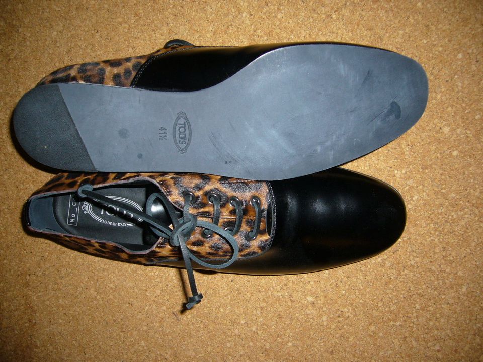 TOD ´S, Schnürschuhe, schwarz/leo, Echtfell, Gr. 41,5, NEU!!! in Eitorf