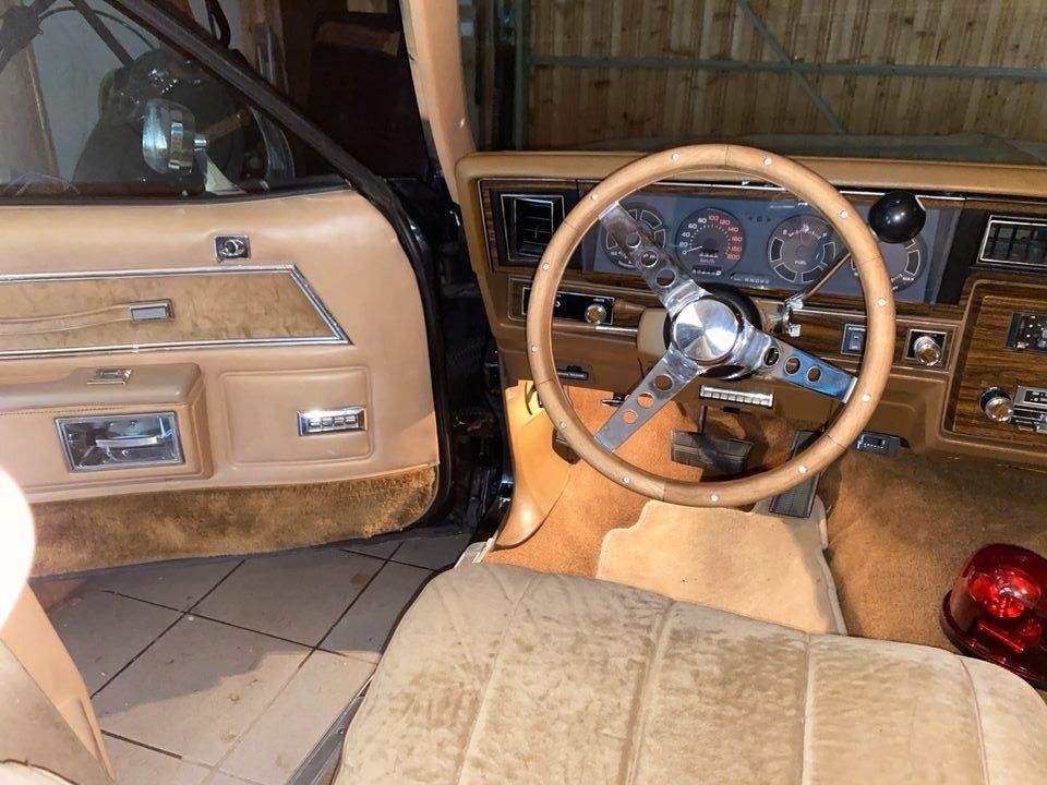 Chevy Caprice Classic BJ1977 H-Zulassung mit LPG in Böblingen