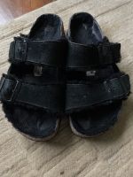 Birkenstock mit Fell schwarz Gr. 38 Arizona Nordrhein-Westfalen - Hagen Vorschau