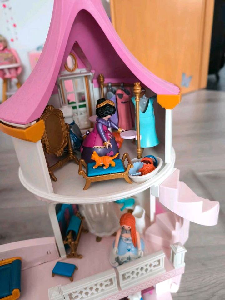 Playmobil Prinzessinnenschloss mit viel Zubehör in Wassenberg