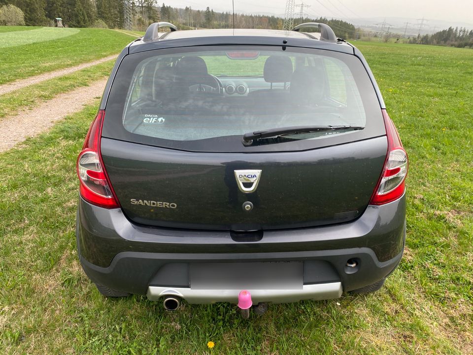 Dacia Sandero Stepway 1.6 in Grafenhausen