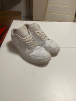 Jordan 1s White / 15€ Nordrhein-Westfalen - Hürth Vorschau