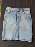 Tommy Hilfiger Jeansrock neuwertig wie Neu Rock Jeans 38 Niedersachsen - Bad Essen Vorschau