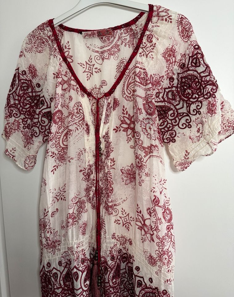 Playlife by Sisley Bluse Tunika Seide Creme Rot Bordeaux Muster S in München