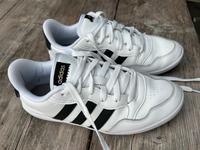 Adidas Schuhe zu verkaufen Niedersachsen - Großheide Vorschau