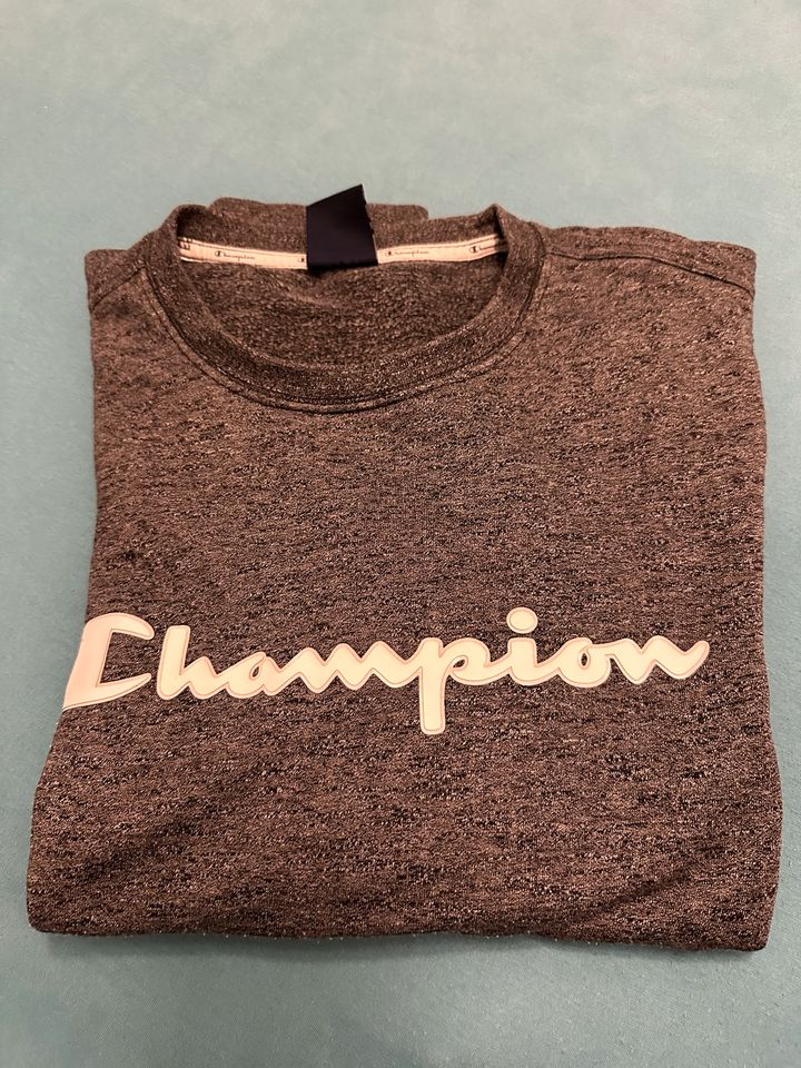 Sweatshirt von Champion, XL in Gelnhausen