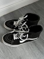 Vans Gr.  36,5 Schwarz Sneaker Damen Mädchen Freizeitschuhe Hessen - Leun Vorschau
