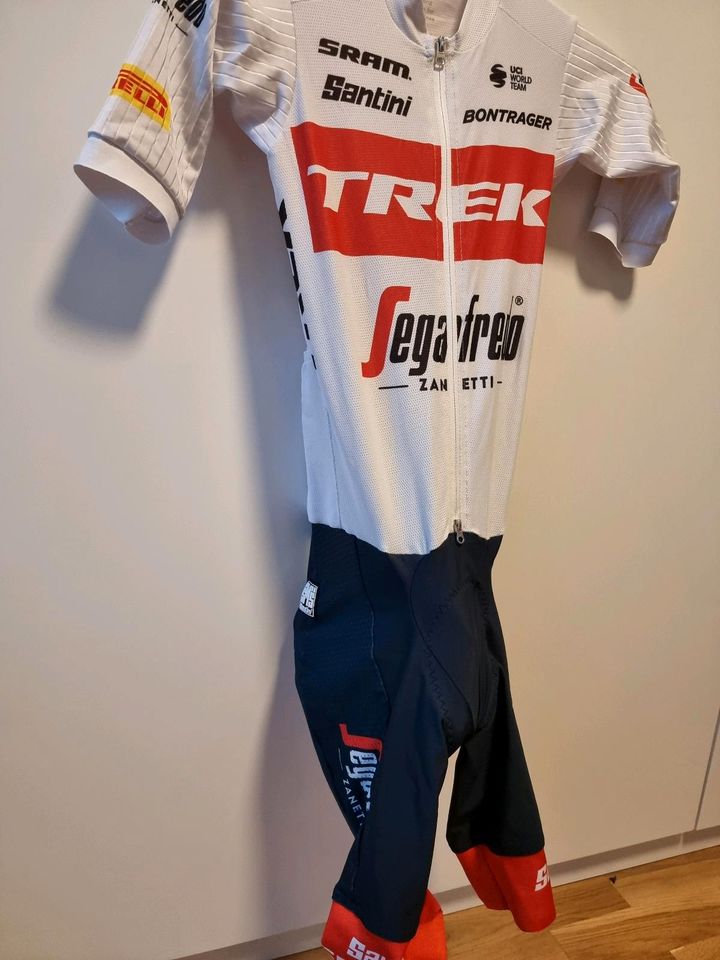 Trek Segafredo Speed Suit XS Fahrerware in Seelze