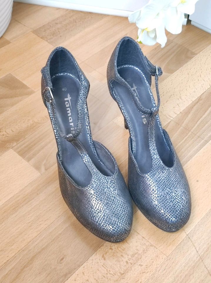 Top! Festliche Tamaris High Heel Stiletto Pumps 40 Silber Vintage in Übach-Palenberg