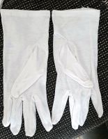 20 Stück = 10 Paar Handschuhe weiss Kosmetik Fasching Baden-Württemberg - Dunningen Vorschau