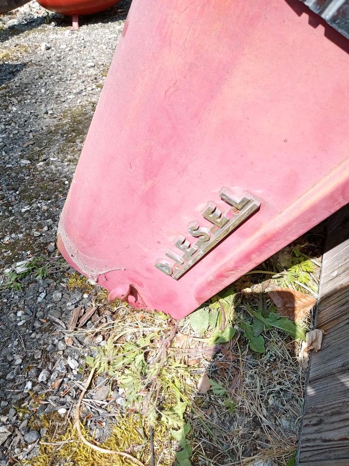 Mc Cormik Farmall Motorhaube in Meßstetten