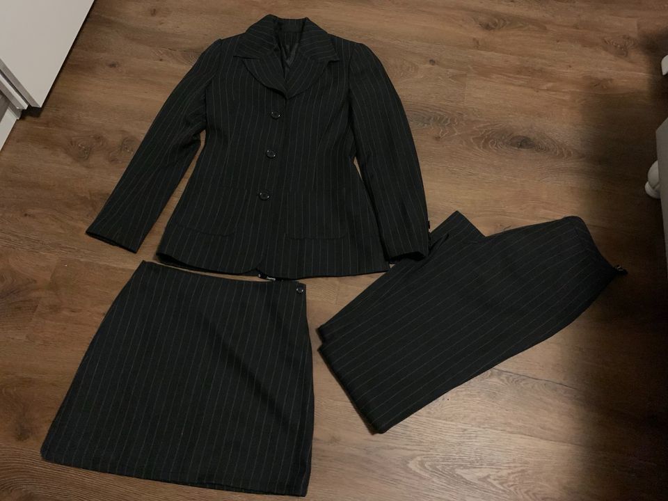 Vintage dreiteiler Anzug Rock Hose Blazer H&M in Hamburg