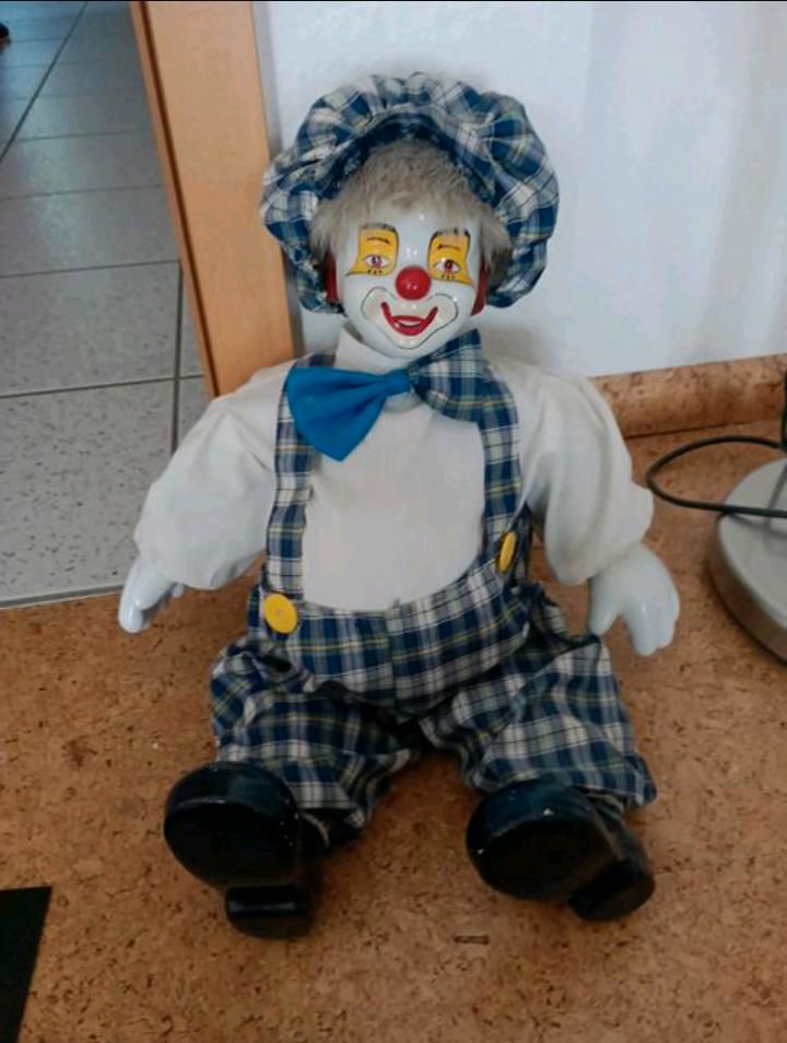 Dekorations Clown aus Porzellan in Kandern