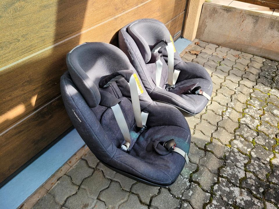 Maxi Cosi Pearl & Isofix Station 2wayfix in Nürnberg (Mittelfr)