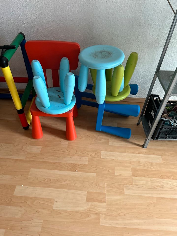 3 Hocker und 2 Stühle von Mammut in Zwickau