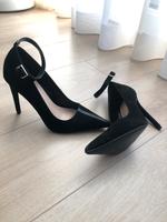 Pumps schwarz ZIGN Gr. 38 wie neu Nordrhein-Westfalen - Bergneustadt Vorschau