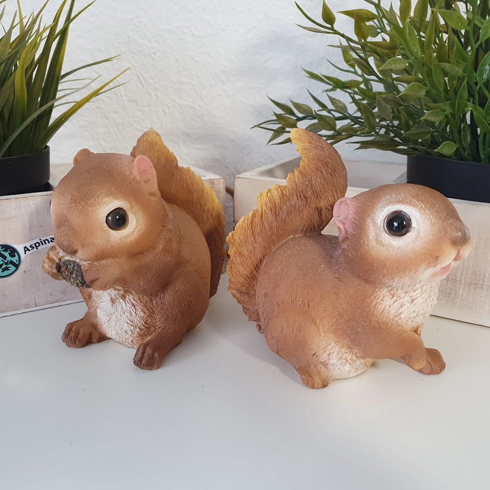 Deko Eichhörnchen Figur isst einen Zapfen im 2 er Set 11 cm in  Baden-Württemberg - Baden-Baden | eBay Kleinanzeigen ist jetzt Kleinanzeigen
