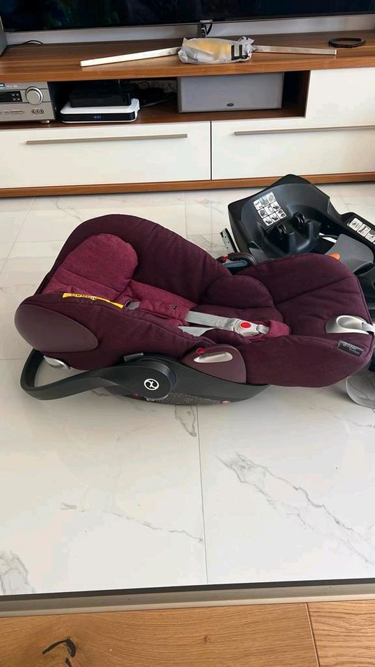 Babyschale Cybex Platinum Cloud Q-plus in Endingen