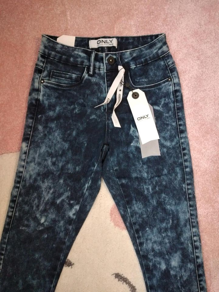 NEU mit ETIKETT! Jeans von ONLY! Gr. XS - Länge 30! in Oer-Erkenschwick