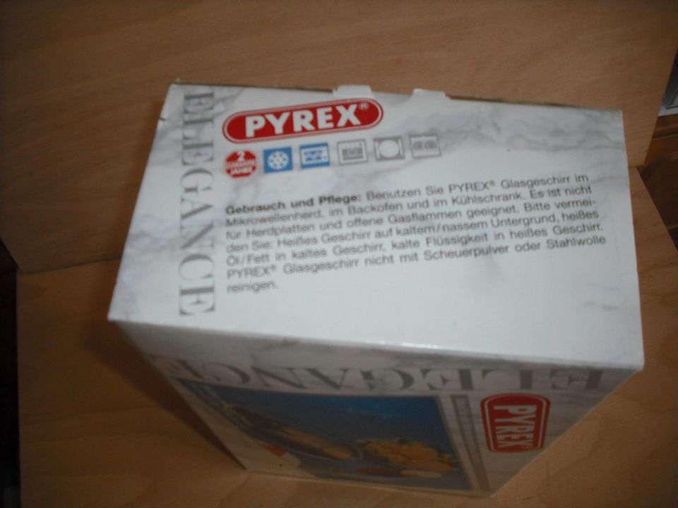 2 verschiedene Größen  "" PYREX - ELEGANCE "" Bräter m. Deckel in Hildesheim