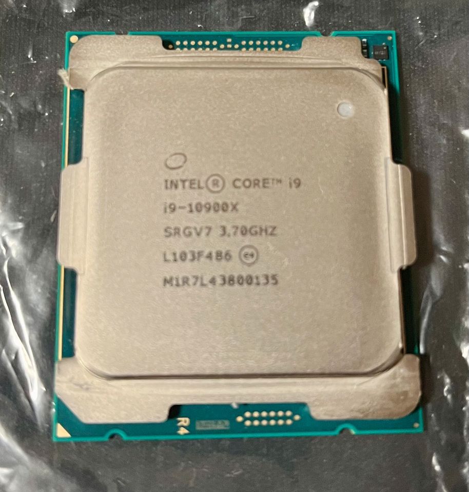 Intel i9 10900X CPU Prozessor in Baden-Baden