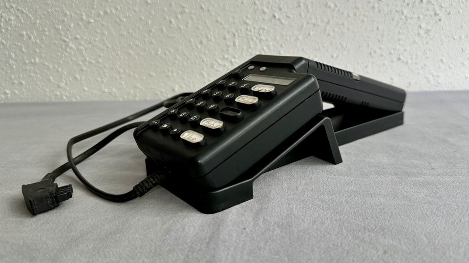 Altes Telefon Berlin KFeAp 385 schwarz Posttelefon in Hannover
