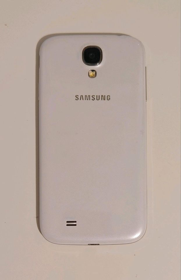 UnGoogled/DeGoogled Samsung Galaxy S4 I9505 LineageOS 19.1 in Frankfurt am Main