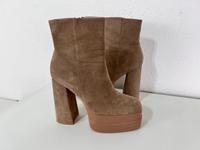 Shein Plateau High Heels Boots Beige Gr. 41 Stiefeletten Brandenburg - Stolzenhagen Vorschau