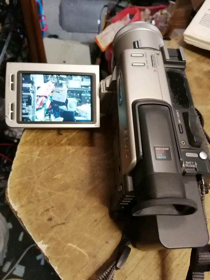 SONY DCR-TRV900, Digital Videocamera OHNE Zubehör, DEFEKT!!! in Berlin