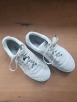 Puma Sneaker weiß Gr. 39 Nordrhein-Westfalen - Gladbeck Vorschau
