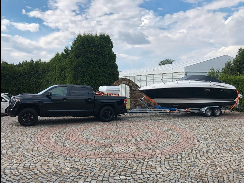 Toyota Tundra Laderaumabdeckung in Freiberg