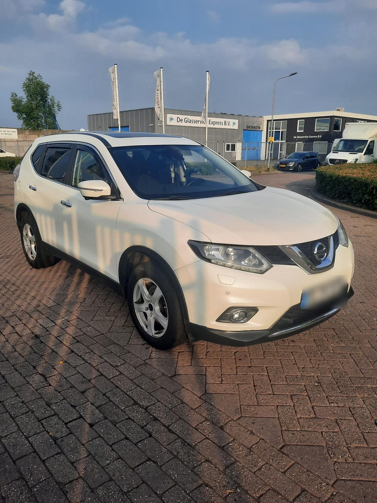 Abbildung des Autos Nissan X-Trail