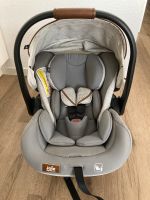 Joie Signature Babyschale mit passender Isofix-Station Niedersachsen - Herzlake Vorschau