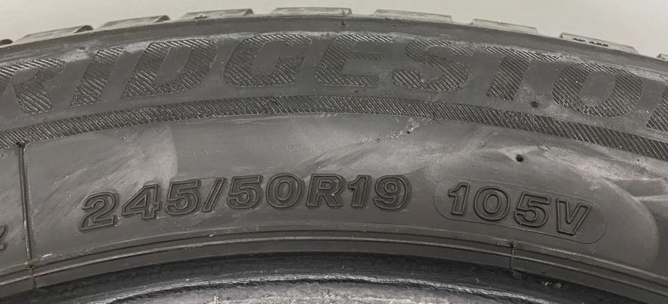 4x Winterreifen 245 50 R19 105V RFT * Bridgestone LM001 4x 6,0mm in Rheinfelden (Baden)