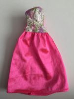 Vers. Barbie/Petra/Sindy Clone Kleider 70er/80er/Vintage je 5€ Nordrhein-Westfalen - Oberhausen Vorschau