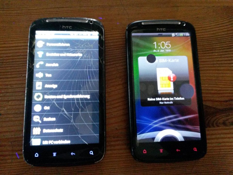 2x HTC Sensation Z710e mit mehreren Akkus - Display beschädigt in Miltenberg