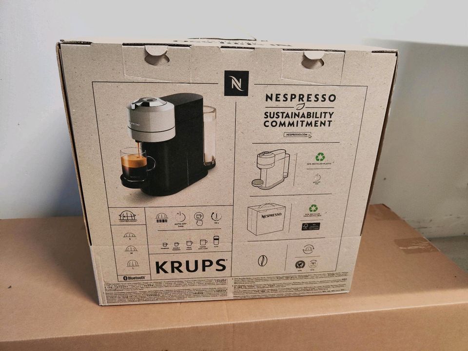 Nespresso Vertuo Next DeLonghi ENV120 - Weiß - NEU in Niederzier