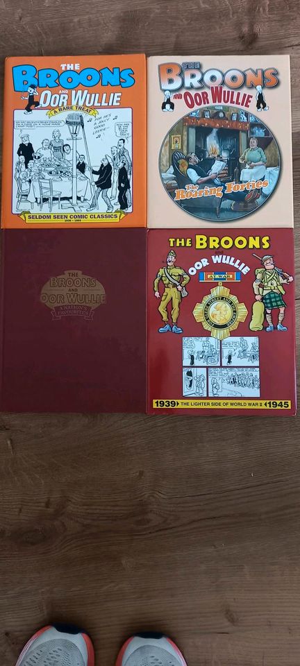 The broons and oor Wullie, 4 Bücher in Vlotho