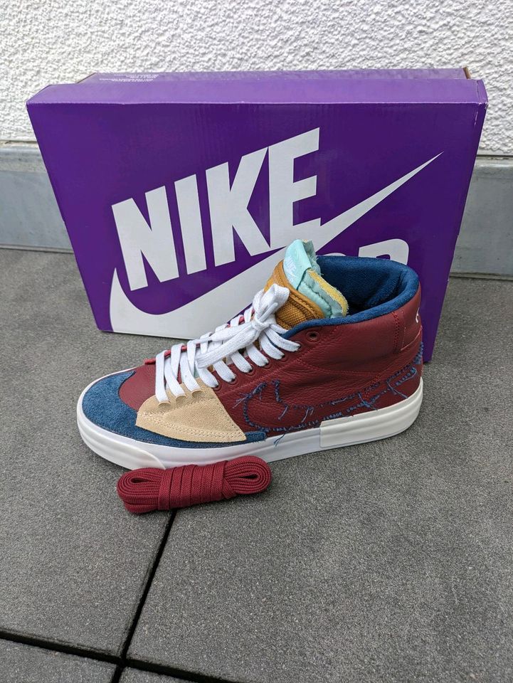 Nike SB Zoom Blazer Mid Team Red/Navy Light Gr. 42,5 in München