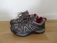 Salomon Damen Wanderschuhe Trekkingschuhe GoreTex 36 ²/³ Nordrhein-Westfalen - Viersen Vorschau