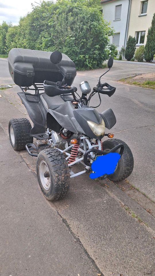 Quad zu verkaufen in Niederkassel